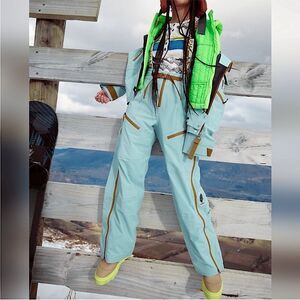 Free People FP Snowboard Ski Pants Bibs Zephyr Shell Mint Tan Snow Small Copy
